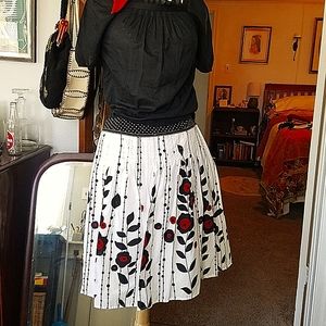 Mid length cotton pleated full skirt